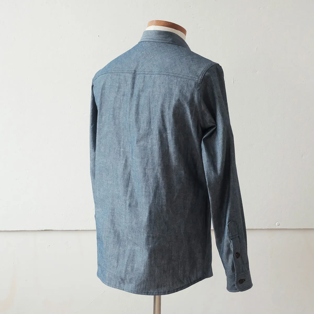 Weathervane Shirt –  Smoke Chambray